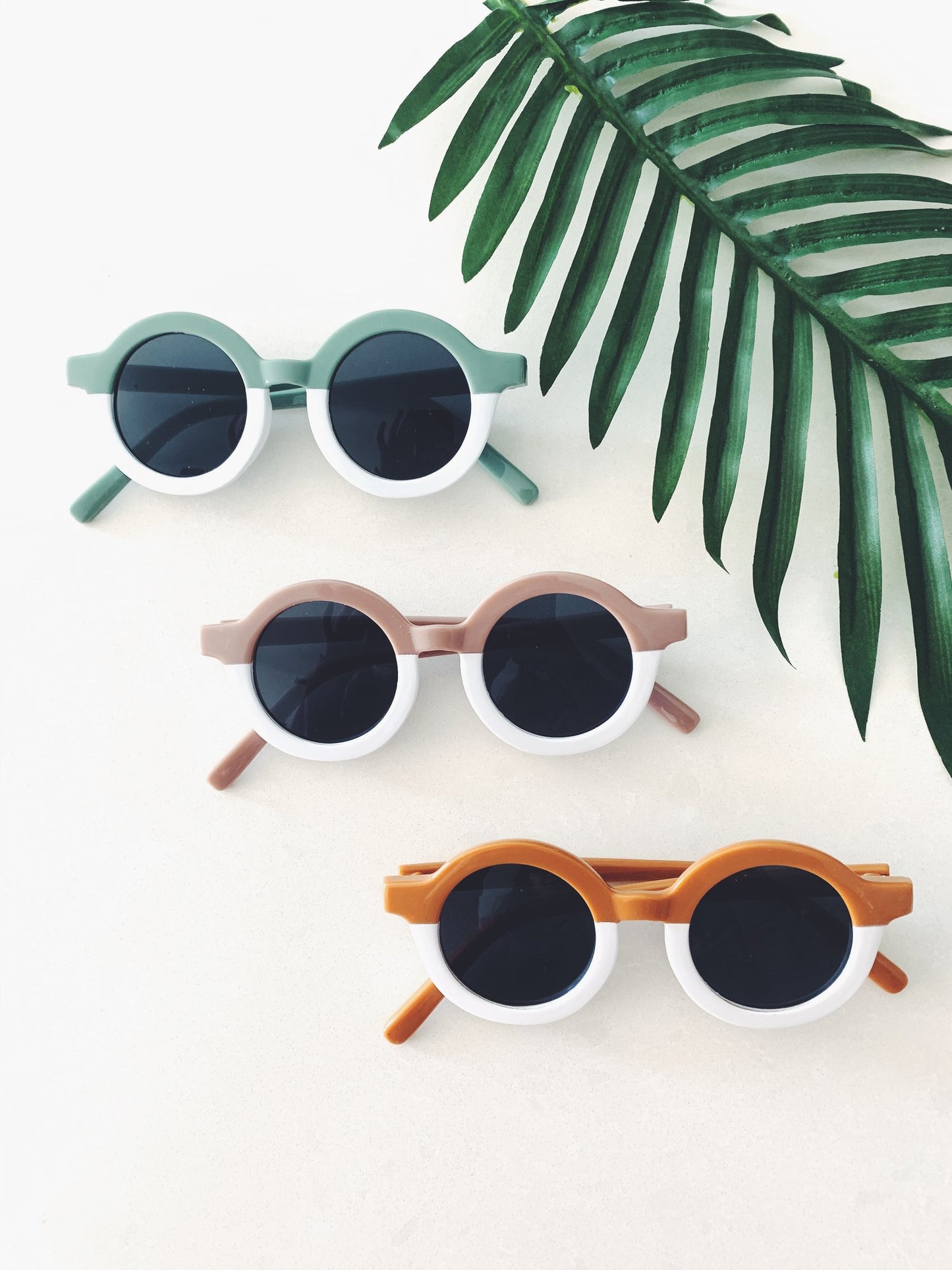 Round Two Tone Sunglasses - Succulent Green