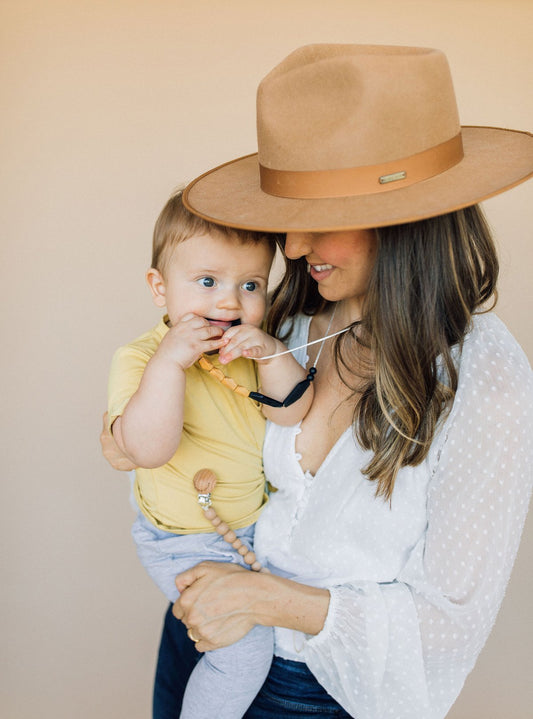 The Ava Teething Necklace