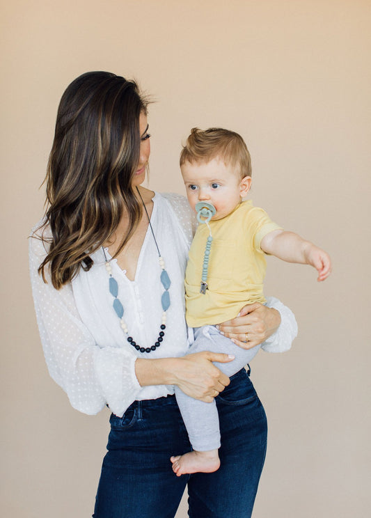 The Nathan Teething Necklace | Black
