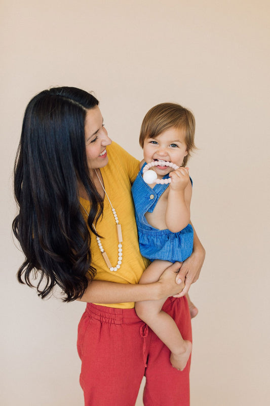 The Sloane Teething Necklace